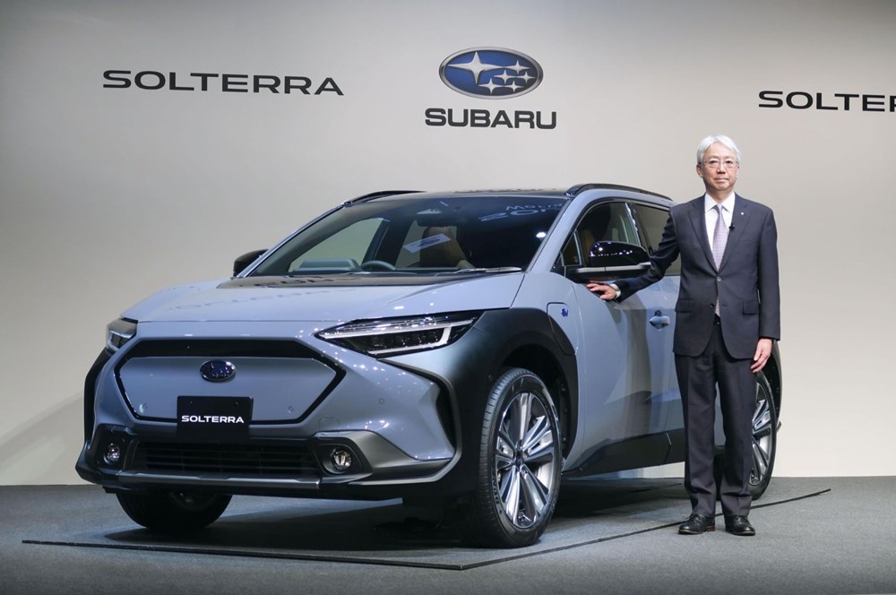 Subaru tamamen elektrikli ilk modelini tanıttı: Solterra - 1