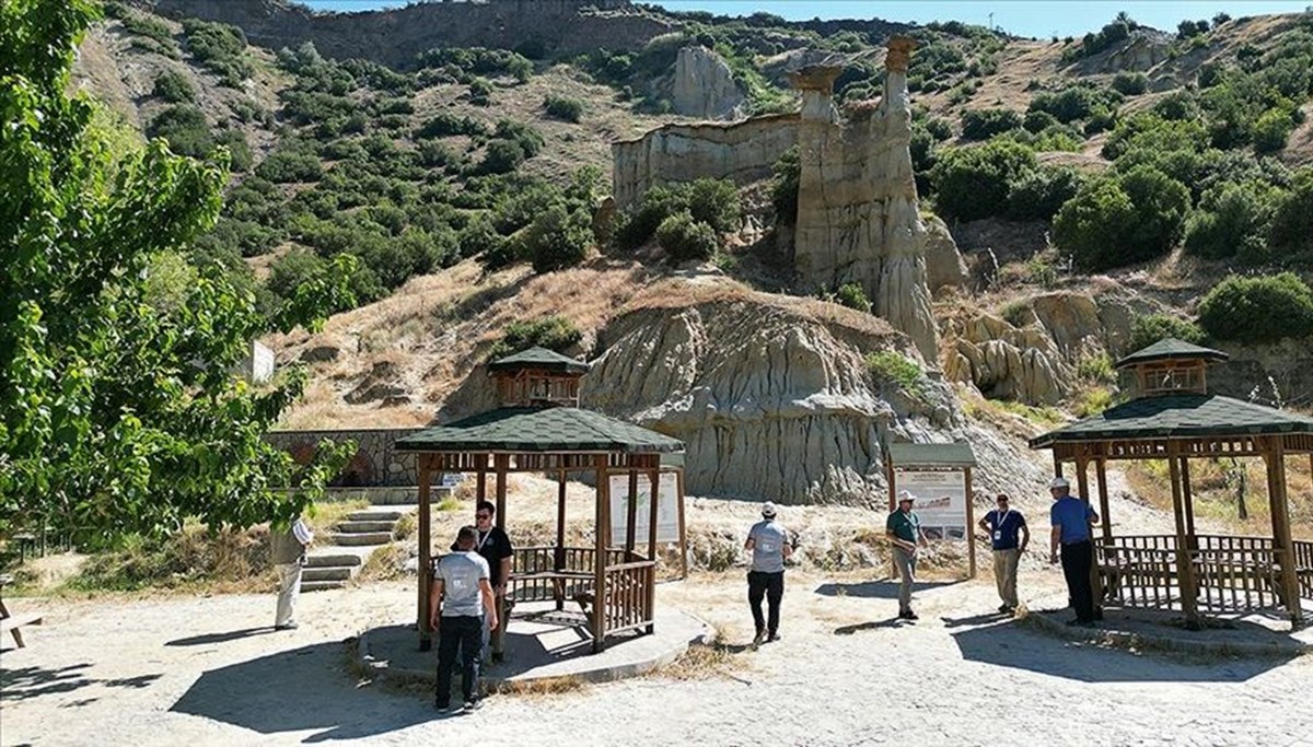 Kula-Salihli Global Jeoparkı UNESCO heyetini ağırladı Kula-Salihli Global Jeoparkı UNESCO heyetini ağırladı