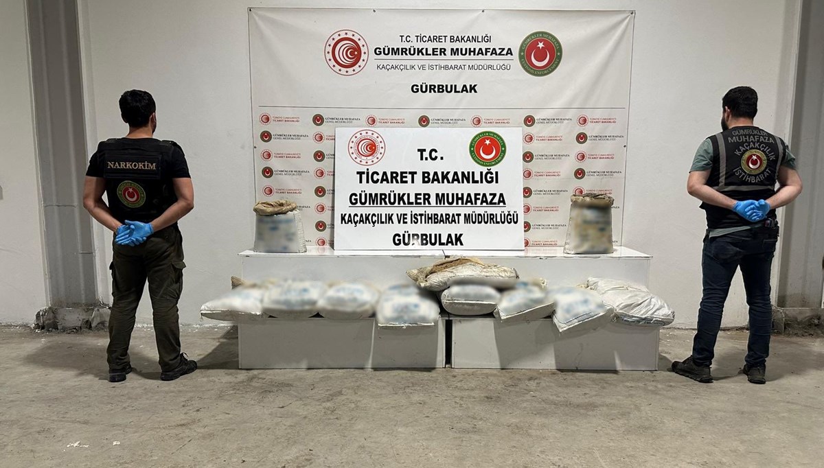 Gürbulak Gümrük Kapısı'nda 240 kilogram uyuşturucu ele geçirildi