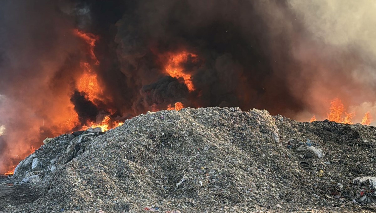 Adana'da fabrika yangını