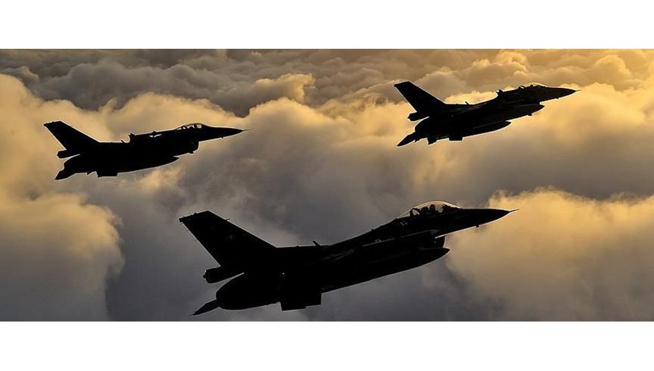 Kuzey Irak'ta hava harekatı