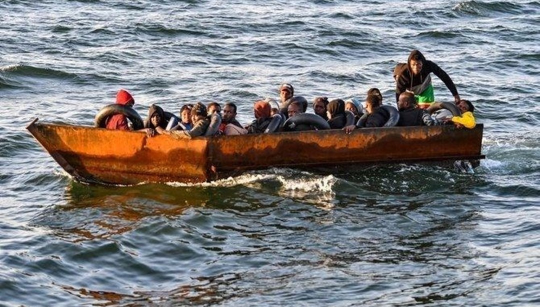 Barca di migranti affondata al largo delle coste italiane: 1 morto, almeno 8 dispersi – Last Minute World News