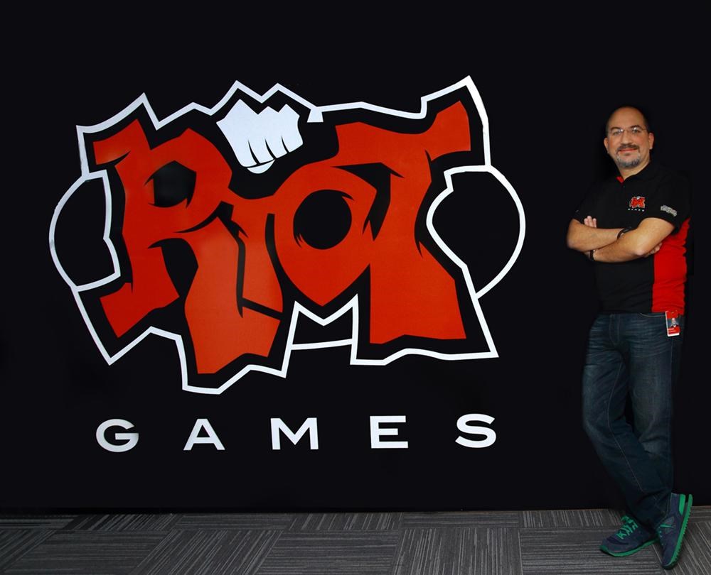 Riot games личный кабинет. Риот. Riot games. Rinat games. Riot ВК.