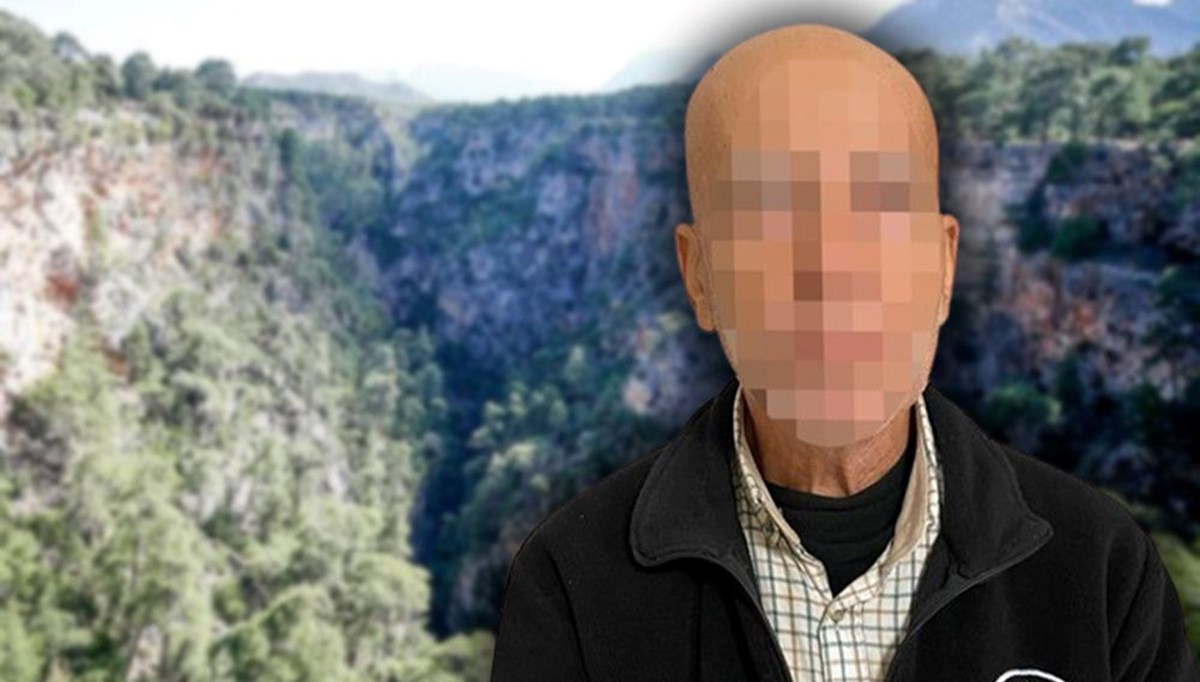 Doğa yürüyüşünde kadına saldırı: Boğazını sıktı, uçurumdan atmak istedi Doğa yürüyüşünde kadına saldırı: Boğazını sıktı, uçurumdan atmak istedi