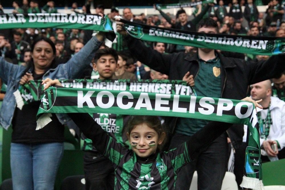 Kapanması bekleniyordu, Harika Lig'e çıktı: "Bu borç ödenmez" dendi, yazgısına terk edildi 76 IzWRWrlIfkiRgivRJIY0aw