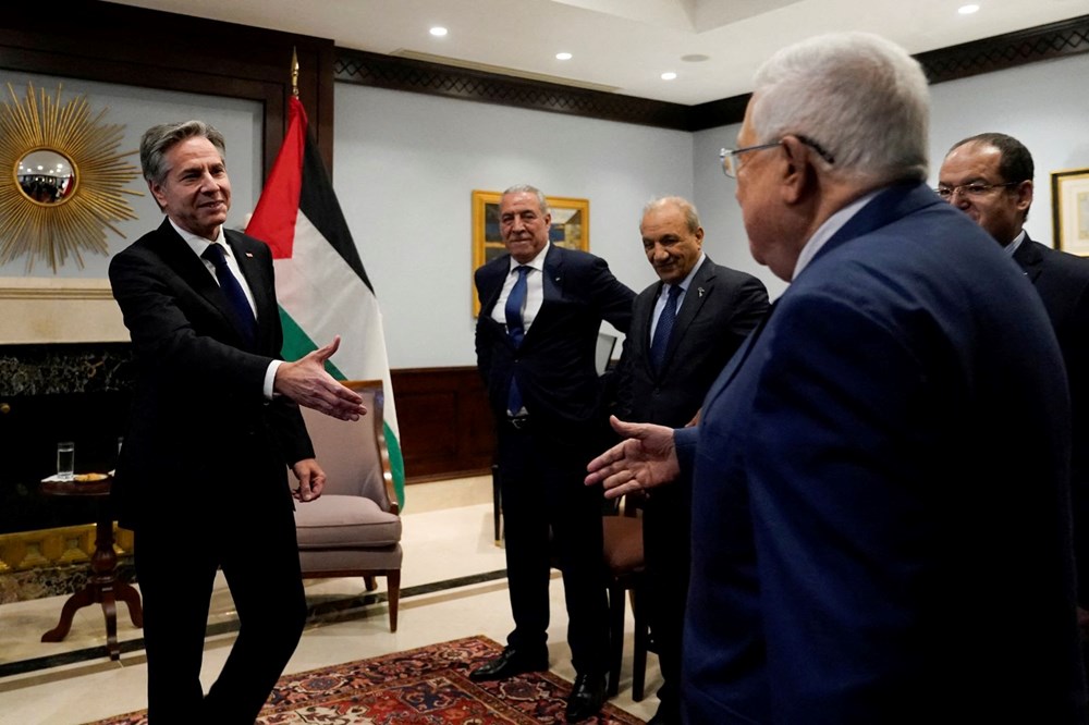 İsrail, Gazze'de hastaneyi hedef aldı: En az 500 kişi hayatını kaybetti - 4