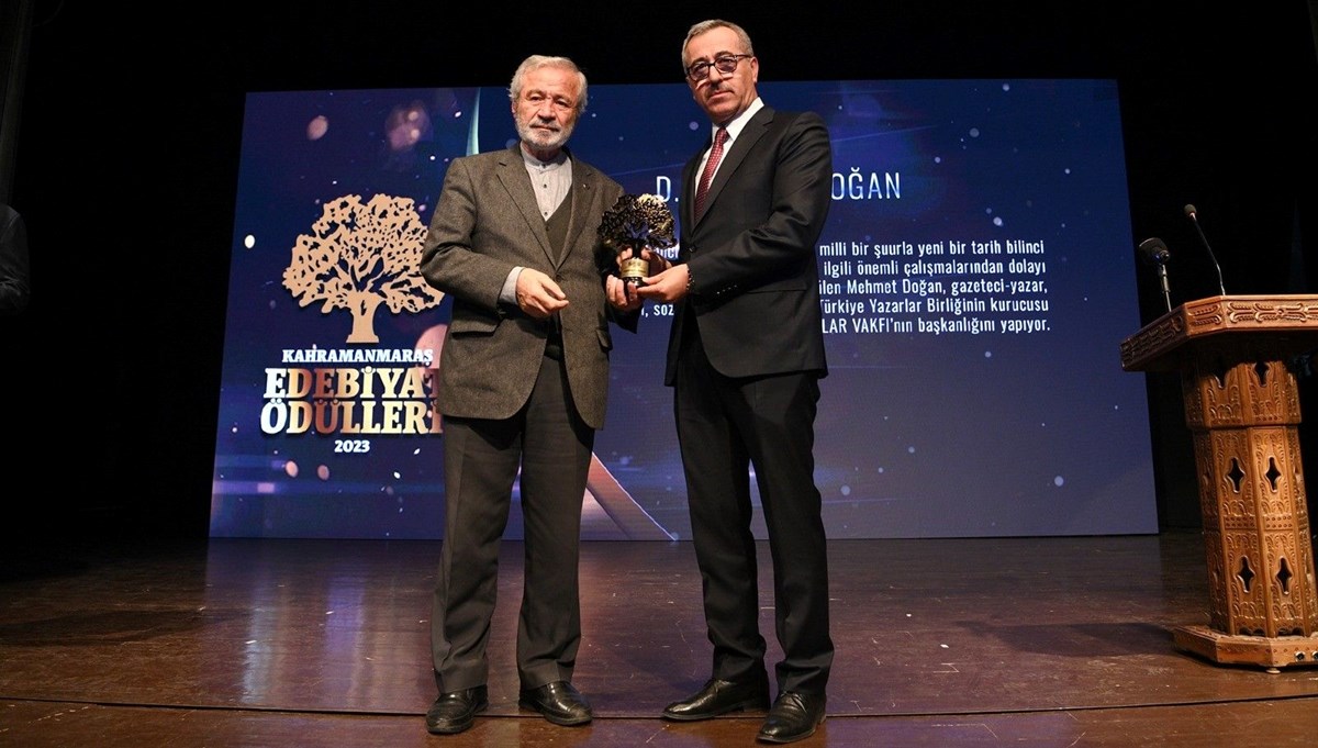 Kahramanmaraş’ta edebiyat ödülleri sahiplerini buldu Kahramanmaraş’ta edebiyat ödülleri sahiplerini buldu