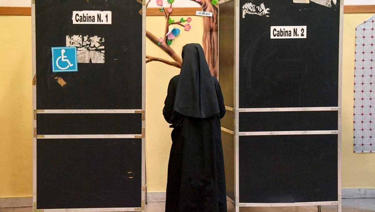 İtalyan rahibe mafya operasyonunda tutuklandı: “Ruhani rolünü cezaevinde kullandı İtalyan rahibe mafya operasyonunda tutuklandı: “Ruhani rolünü cezaevinde kullandı