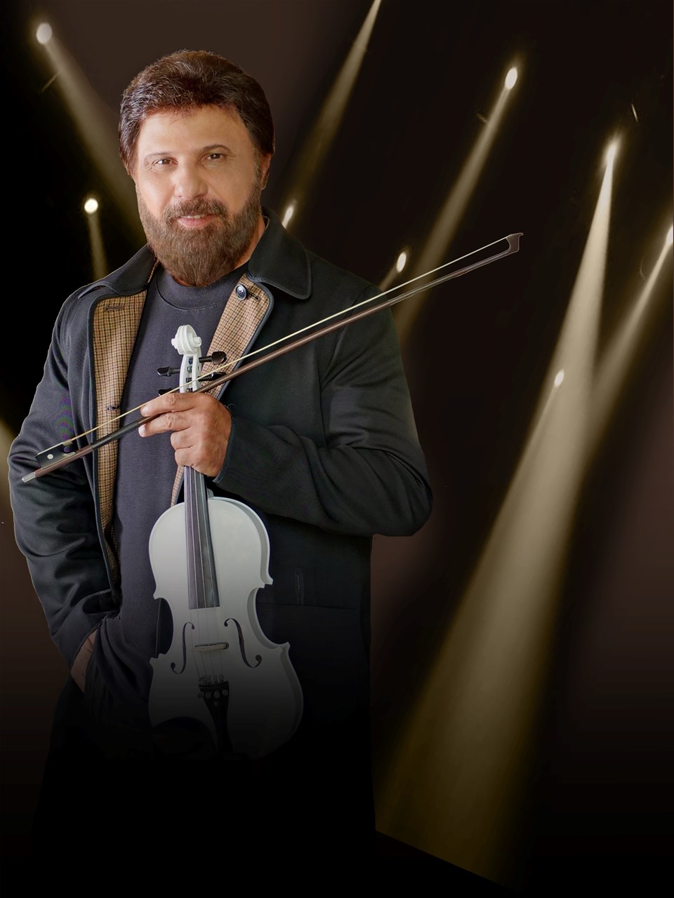 Keman virtüözü Bijan Mortazavi İstanbul'da konser verecek - 1