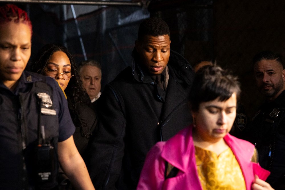 Marvel yıldızı Jonathan Majors saldırı ve taciz davasında suçlu bulundu - 3