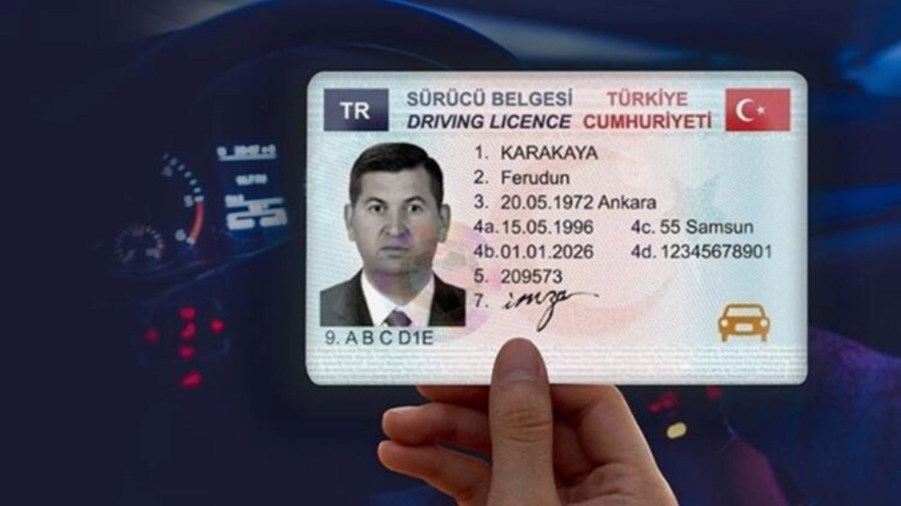 Ehliyet yenileme son müracaat tarihi ne vakit? NVİ'den eski tip şoför dokümanı olanlara "yoğunluk" uyarısı 72