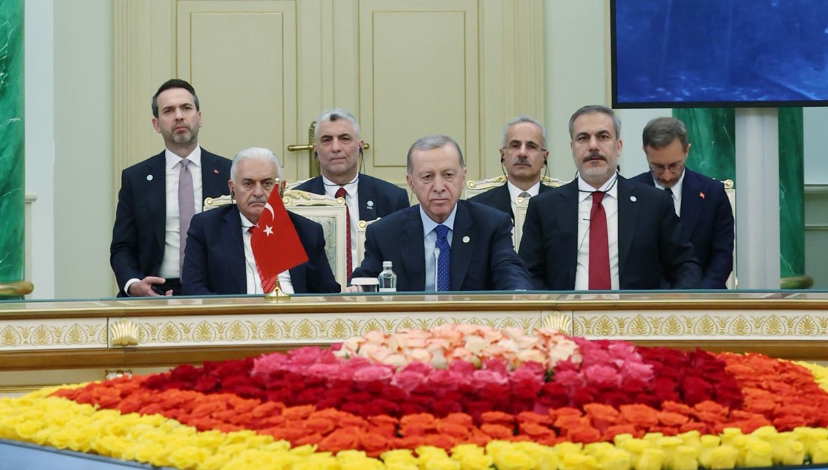Erdoğan: İnsanlığa karşı suç işleniyor, önceliğimiz ateşkes Erdoğan: İnsanlığa karşı suç işleniyor, önceliğimiz ateşkes