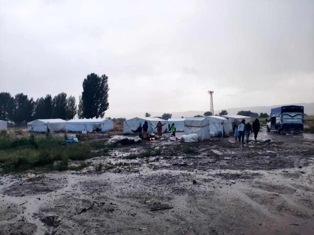 Sağanak birçok kentte hayatı felç etti - 11