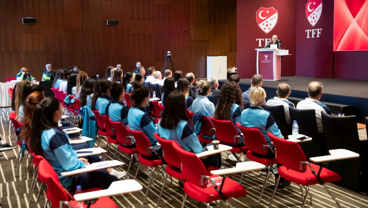 Kadın hakemlere ilk kez MHK Semineri