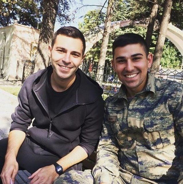 survivor berkan dan askerlik karesi