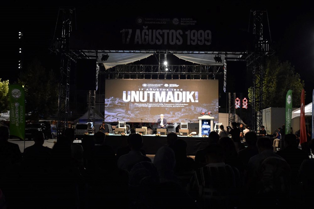 17 Ağustos depreminin 26. yılı: Hayatını kaybedenler anıldı - 6