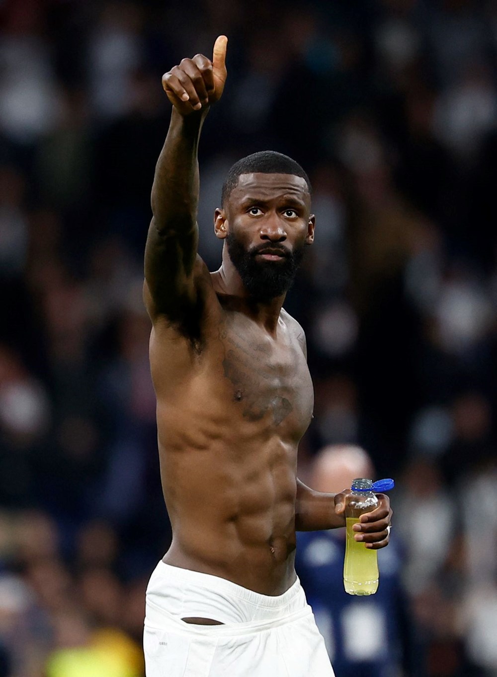 Hakeme buz fırlatan Rüdiger'in cezası açıklandı: Dönemi kapattı 74 J7OC4OGfoU2OM539rAZXMA