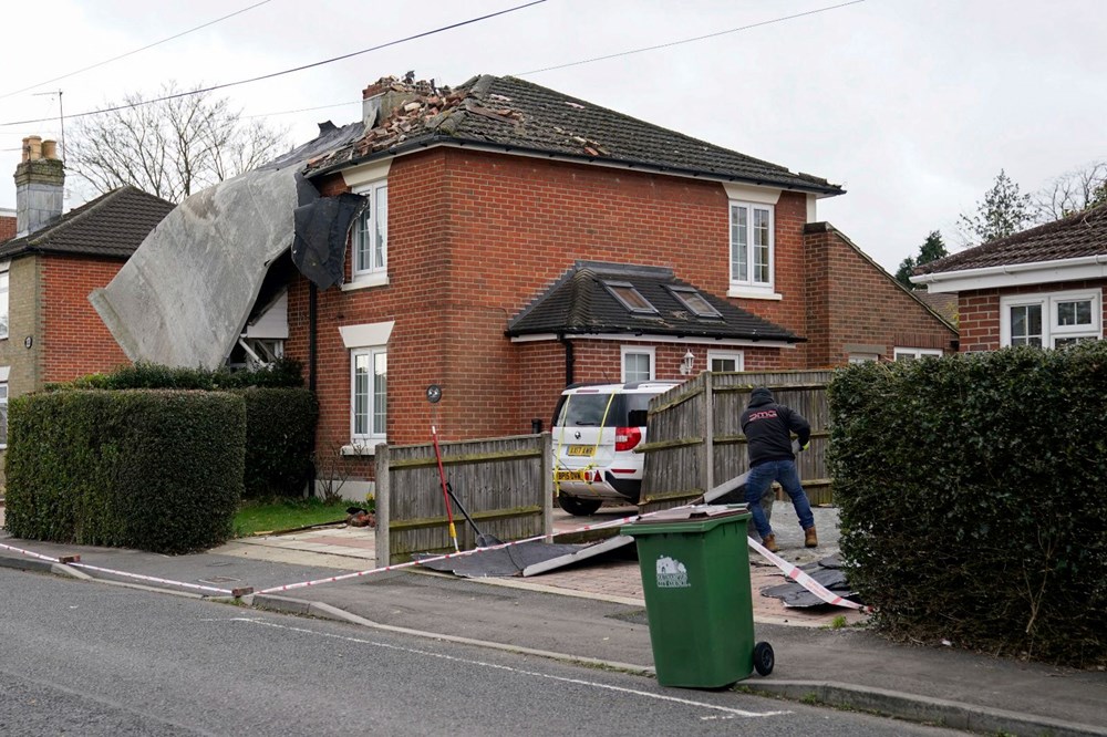 Avrupa'yı Zeynep kasırgası vurdu: En az 12 kişi hayatını kaybetti - 9