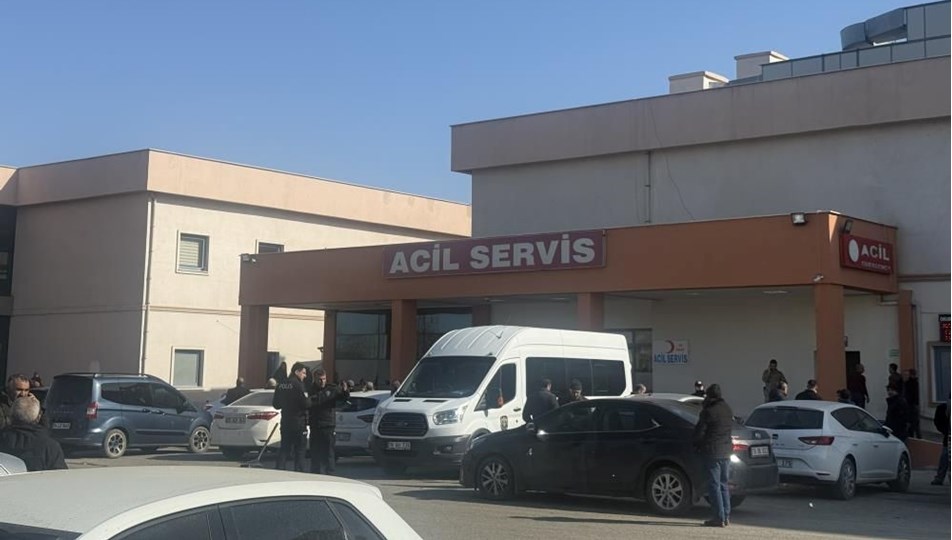 İki aile silahlı kavgaya tutuştu: Ölü ve yaralılar var