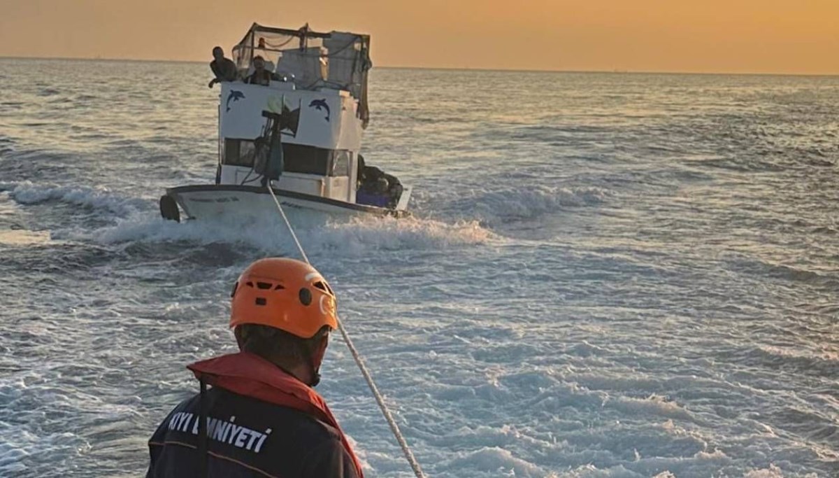 Balıkçı teknesi sürüklendi