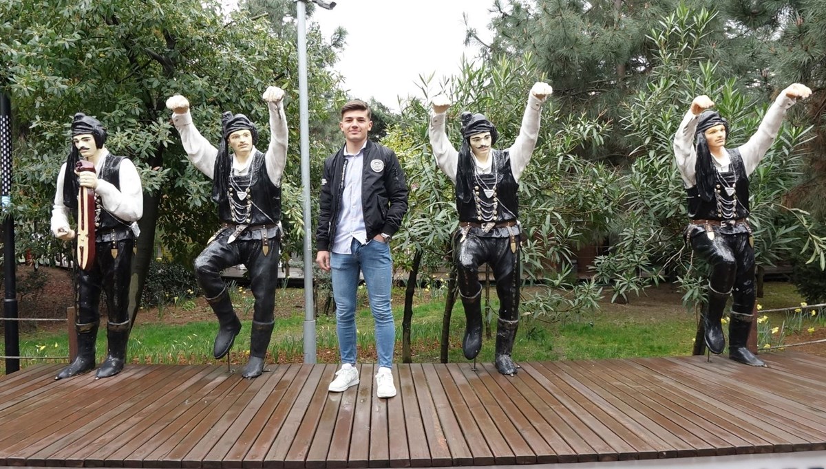 Apple'ın yeni reklam yüzü Trabzon'dan Apple'ın yeni reklam yüzü Trabzon'dan