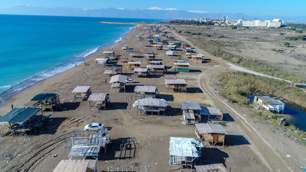 Lüks tatilin bedavaya sunulduğu 'Çardak Beach' çöplük oldu - 3