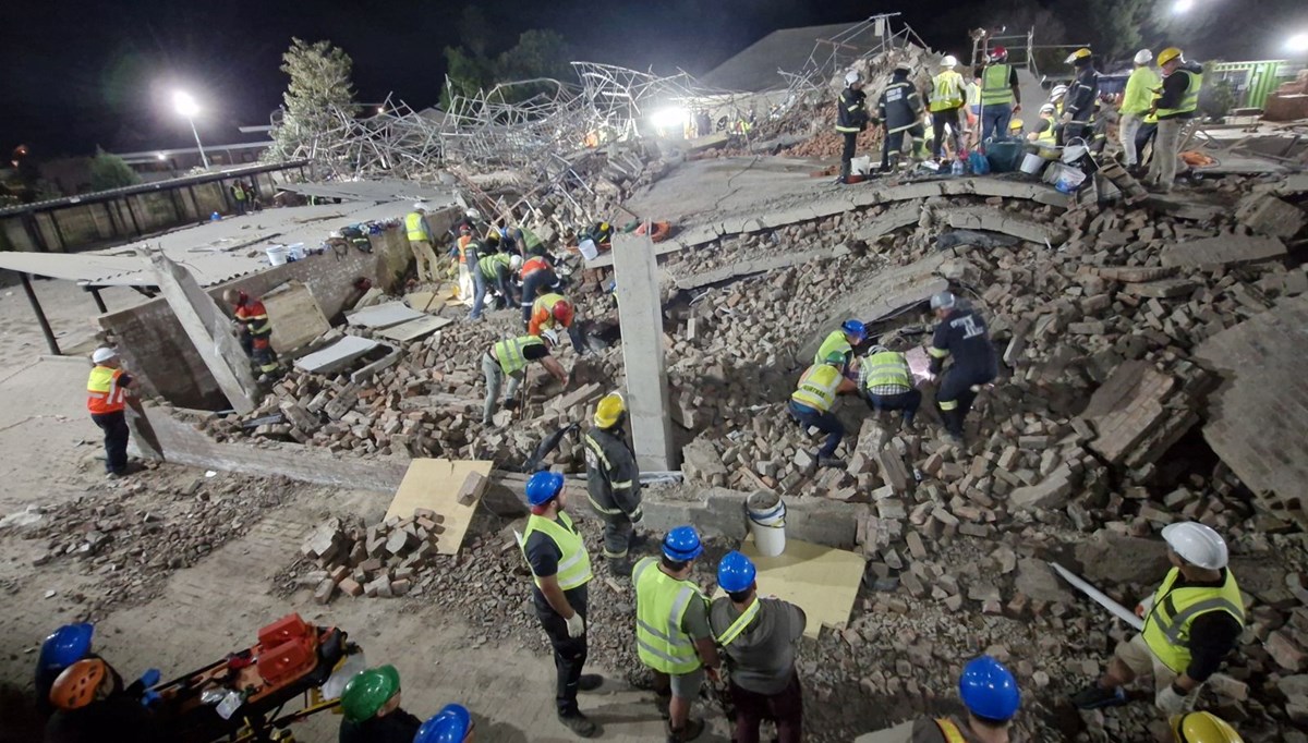 Güney Afrika'da inşaat çöktü: 5 ölü, 49 kayıp