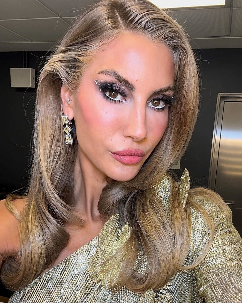 Çağla Şıkel'in Kahvaltı Sofrası Çok Konuşulmuştu: Şimdi de Akşam Yemeği Menüsü Merak Uyandırdı 72 JE6Yj7Z9MkCbAWUQEoM 6w