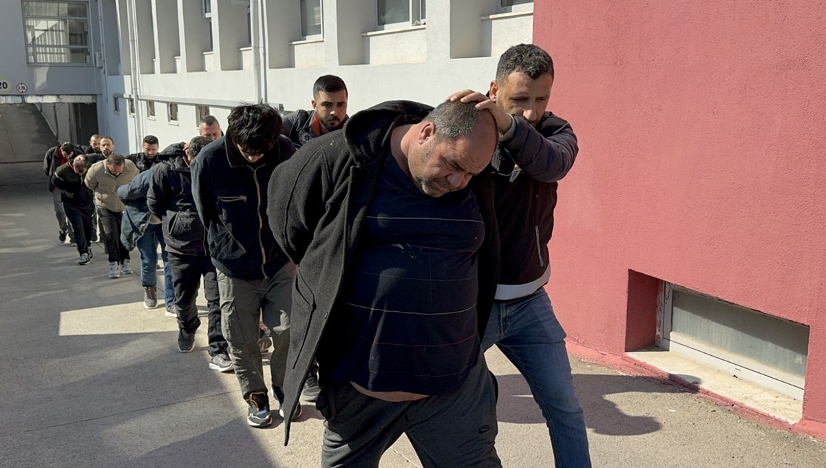 Uyuşturucu satıcılarına operasyon: 30 tutuklama