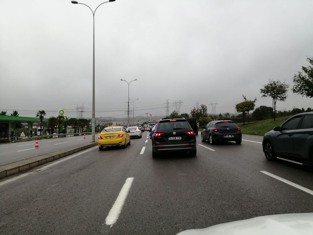 Trafikte Formula 1 yoğunluğu: Bazı yollar kilitlendi - 3