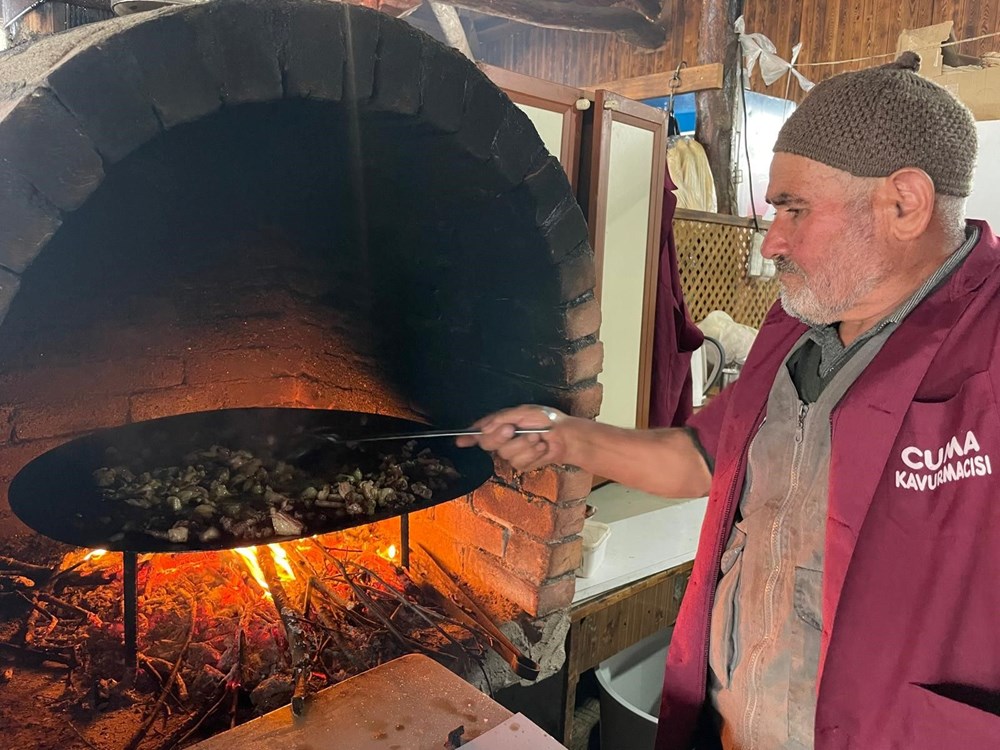 Dualı güveç için Türkiye'nin dört bir yanından geliyorlar: 400 yıldır süren gelenek 76 JJ1s6oh62EGX7BbajRD3jg