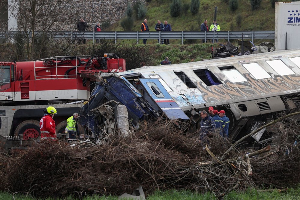 Yunanistan'da tren kazası sonrası tansiyon yüksek: Polis ve göstericiler arasında çatışma - 12