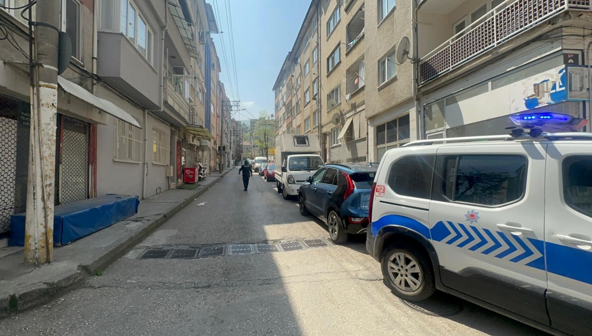 5'nci kat penceresinden düşen 7 yaşındaki çocuk, ağır yaralandı 5'nci kat penceresinden düşen 7 yaşındaki çocuk, ağır yaralandı