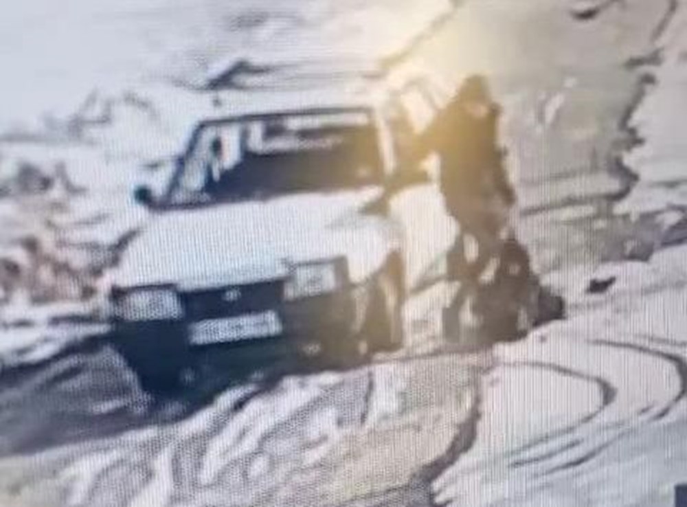 Konya’da vahşet: Ahırda 4 saat işkence etti, ölünce cesedi
yakmak istedi - 3