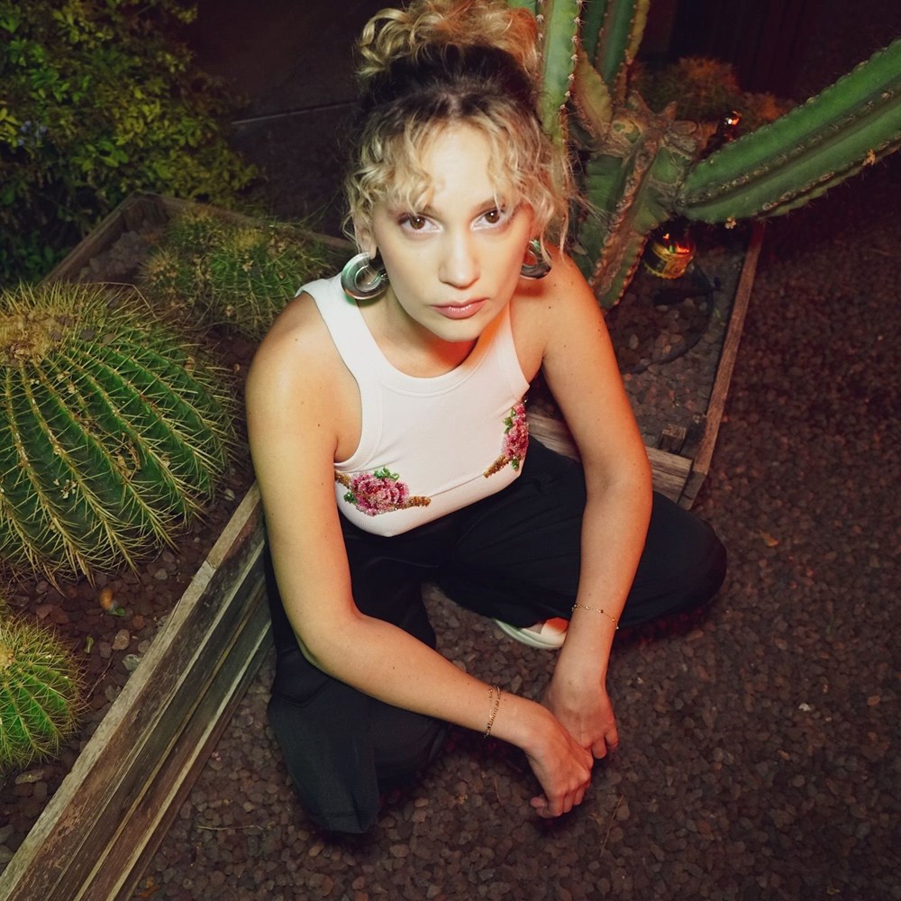 Gökhan Özoğuz ile Farah Zeynep Abdullah'ın aşk yaşadığı iddia edildi: Şarkıcıdan açıklama gecikmedi - 4