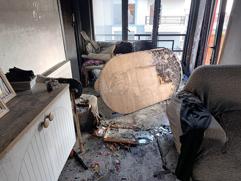 Müteahhide kızdı, dairesini ateşe verdi: "Aldığım günden beri sorun yaşıyorum" 73 JNoXjinvQEKpJ6o1cuGrWw