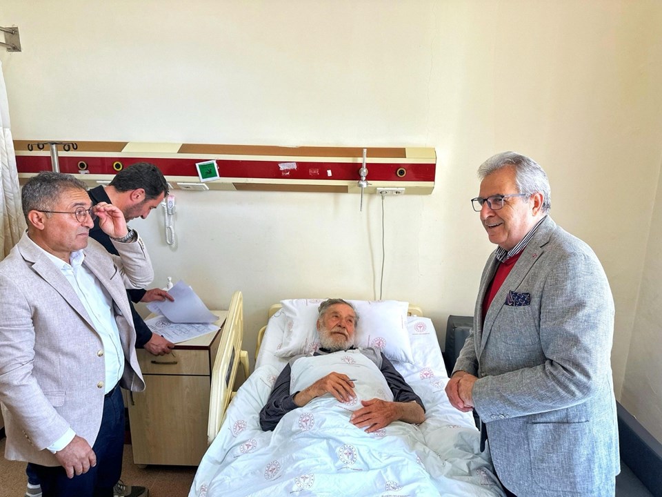 Usta oyuncu Ahmet Mekin taburcu oldu - 1
