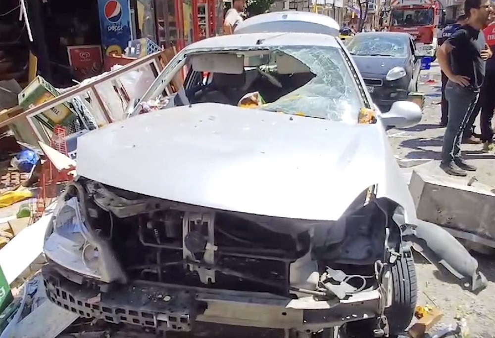 SON DAKİKA HABERİ | İzmir Torbalı’da bir binada patlama: 5
ölü, 57 yaralı - 26