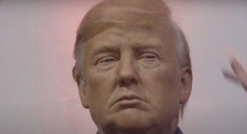 Madame Tussauds müzesinden seçimleri kaybeden Trump heykeline golf kostümü - 3