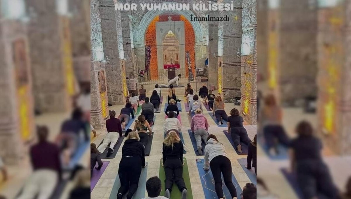 Kilisede yoga tepki çekti! Kilisede yoga tepki çekti!