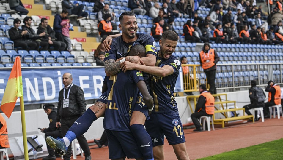 Kasımpaşa kazandı Sivasspor ateş hattında kaldı