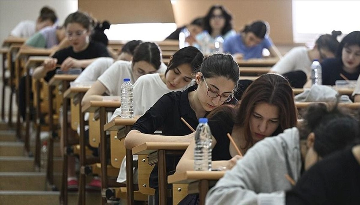 YKS (AYT,YDT) sınavından en erken saat kaçta çıkılır? 2024 AYT sınavından kaçıncı dakikada çıkılabilir? YKS (AYT,YDT) sınavından en erken saat kaçta çıkılır? 2024 AYT sınavından kaçıncı dakikada çıkılabilir?
