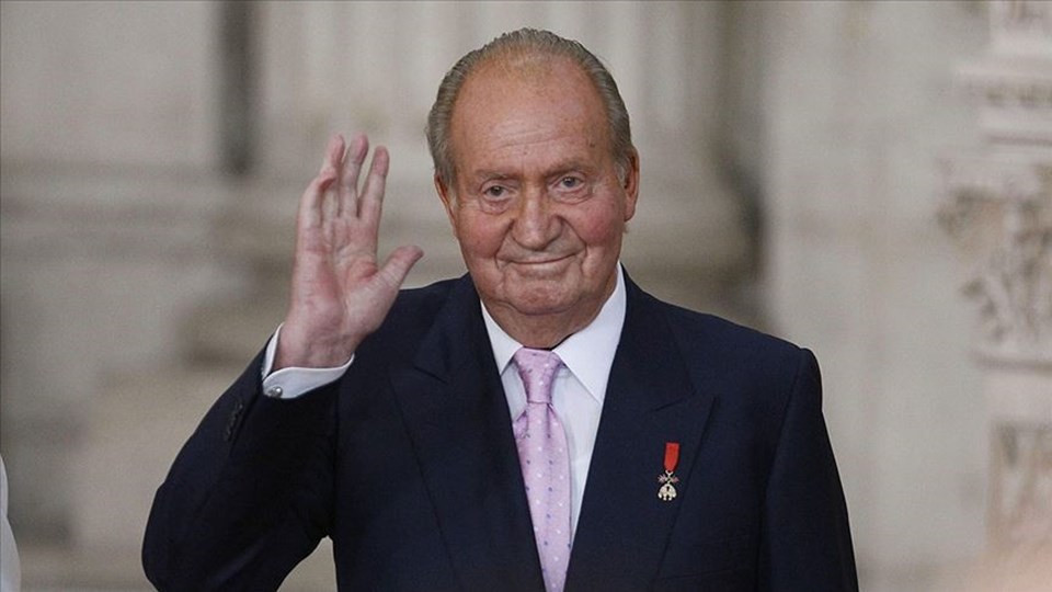 İspanya eski Kralı Juan Carlos'a kadınlık hormonu verildi - 1