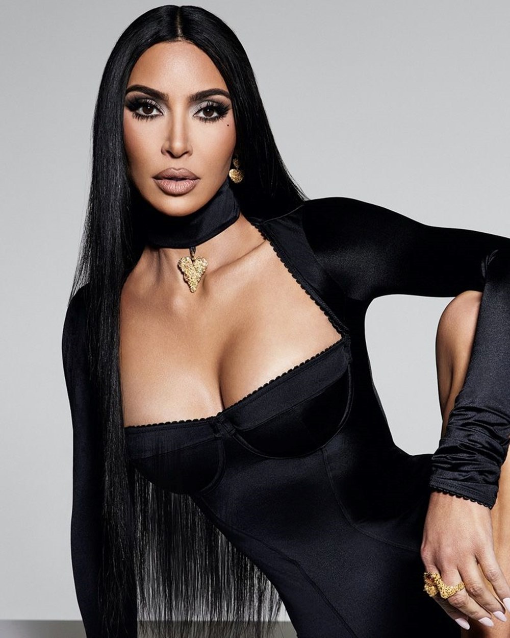 Kim Kardashian'dan korse markası Skims'e retro tanıtım - 2