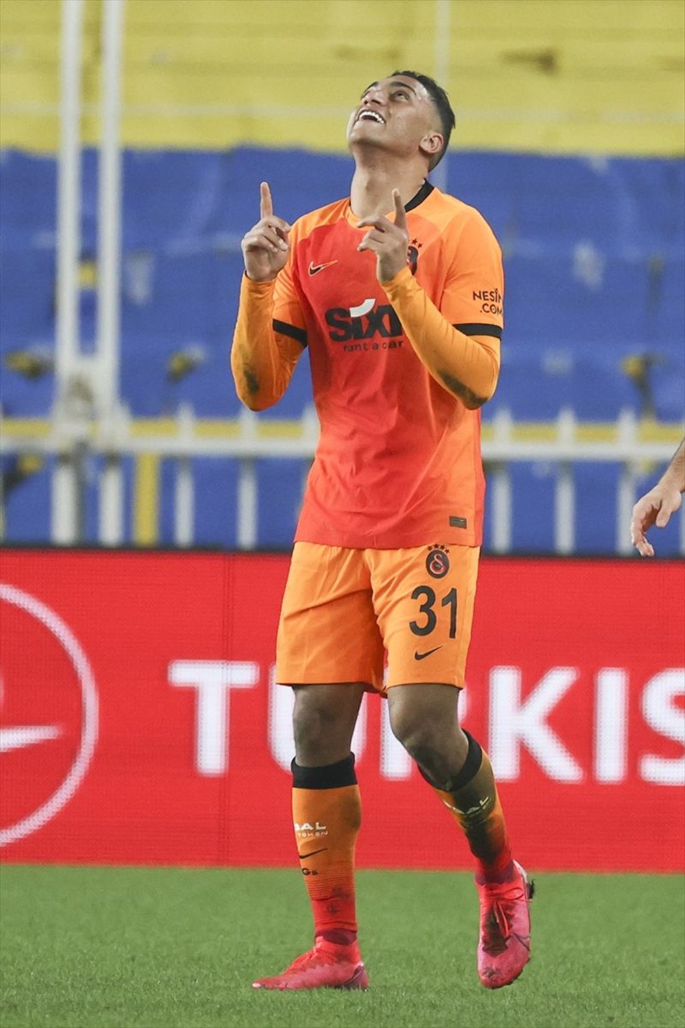 Derbide kazanan Galatasaray - 32
