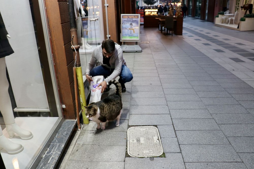 7 yaşındaki "Dombili" diyet yapamıyor: "Biri kıymalı pidenin kıymasını, diğeri köfte veriyor" - 8
