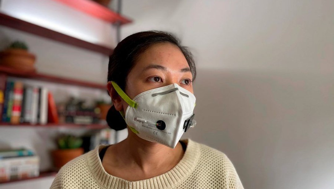 Scientists from Harvard University and MIT have developed a mask that can detect Covid-19