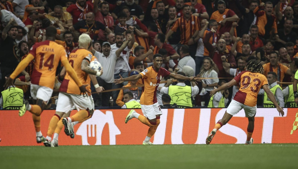Galatasaraylı Tete'nin golü Şampiyonlar Ligi'nde haftanın en iyisine aday Galatasaraylı Tete'nin golü Şampiyonlar Ligi'nde haftanın en iyisine aday