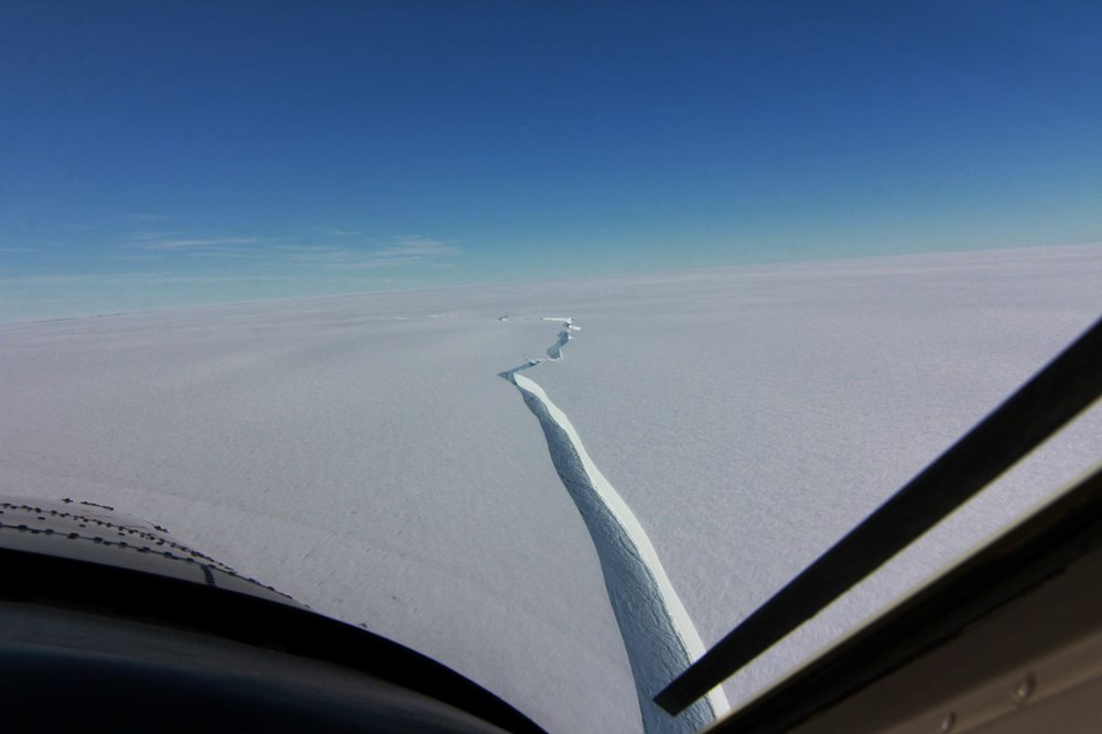 Antartika'da dev buz kütlesi buz sahanlığından koptu - 8