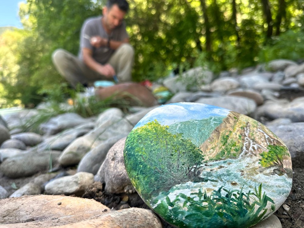 Munzur Vadisi’nden topladığı taşları sanat eserine dönüştürüyor - 2